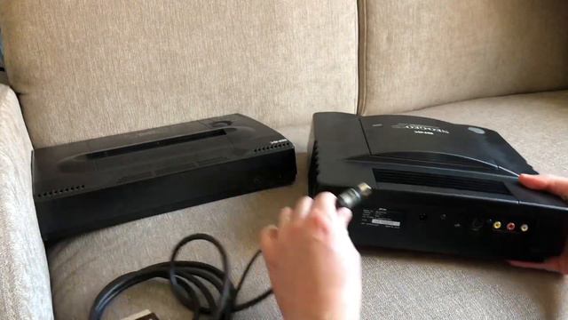 Neo Geo AES and NGCD SCART hookup - the same lead can be used with a stereo adaptor for the NGCD смотреть онлайн