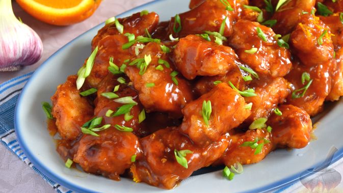 Расскажи о чувствах ярко!
КУРИЦА В АПЕЛЬСИНОВОМ СОУСЕ