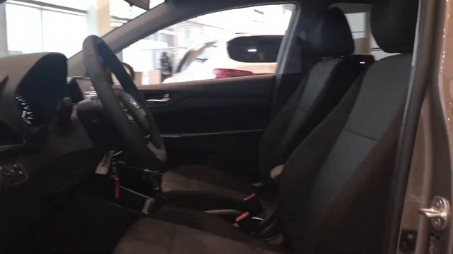 Hyundai Solaris 2021 г. 1.6 AT (123 л.с.) Comfort + Light + Winter + Advanced смотреть онлайн