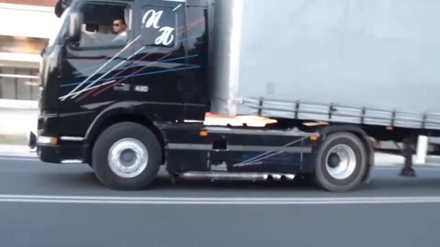 Volvo FH12 460 Patsias on the road смотреть онлайн