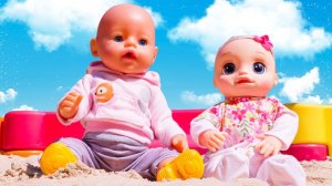 Куклы БЕБИ БОН в песочнице! Во что поиграть? Смешные игры для девочек в дочки матери с Baby Born