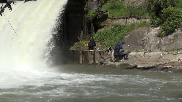 ЭКСТРЕМАЛЬНАЯ РЫБАЛКА смотреть онлайн