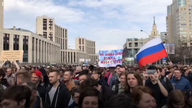 iPhone SE 2 ВСЕ ЖЕ БУДЕТ! СМОТРИМ И ОЦЕНИВАЕМ смотреть онлайн