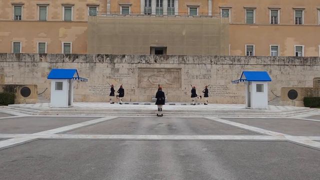 Как меняется почетный караул в Греции смотреть онлайн