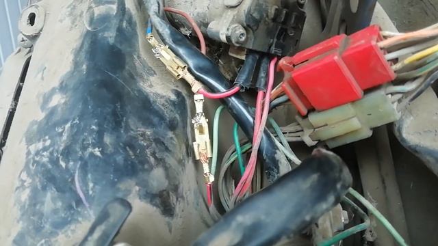 Как запустить скутер без ключа в обход стабилитрона! HONDA DIO сломался замок зажигания! смотреть онлайн