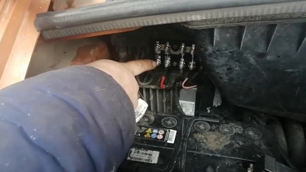 газель некст потухла все