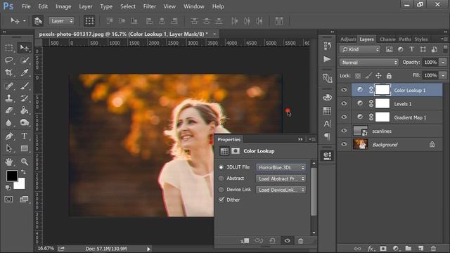 Easy Way to Make Glitch Effect - Photoshop CC Tutorial смотреть онлайн