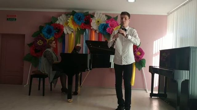 Тютченко Артем - В. Моцарт "Рондо" смотреть онлайн