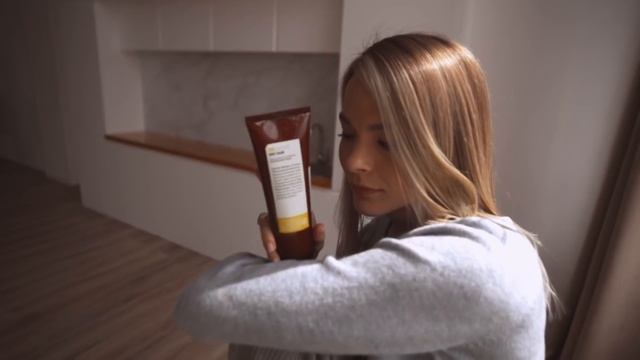 Съемка коллекции окрашиваний "The Blossom" от профессионального бренда INSIGHT PROFESSIONAL смотреть онлайн