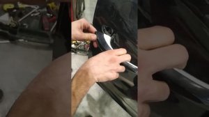 Снятие ручки двери Порше Панамера , передняя левая пассажирская.(PORSCHE PANAMERA)