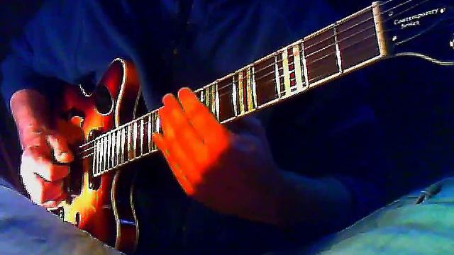 epiphone dot & höfner verythin ct 3 sb смотреть онлайн