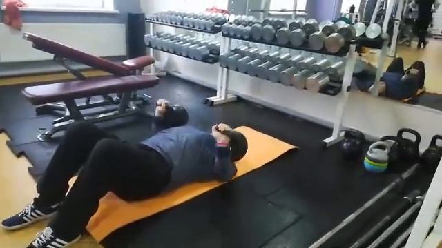 жим лежа гири 32х2 mp4 смотреть онлайн