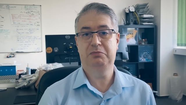 Tips on starting cybersecurity career from Costin Raiu смотреть онлайн