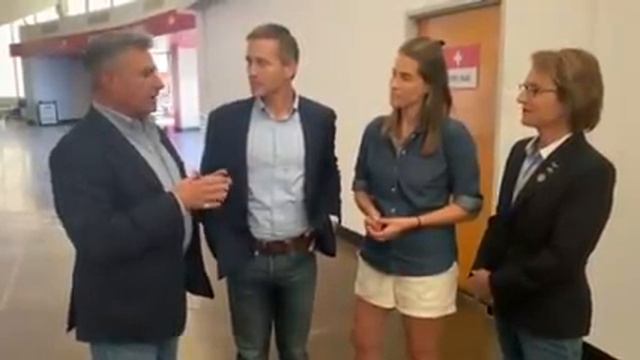 Eric Greitens, Christina Bobb, AZ Senators Wendy Rogers & Sonny Borrelli LIVE from the Arizona Audi смотреть онлайн