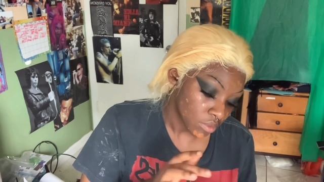 ☆ Pamela Anderson Makeup Tutorial Barb Wire + Goth Playlist ( Sarah Alyssa ) ☆ 90s Makeup
