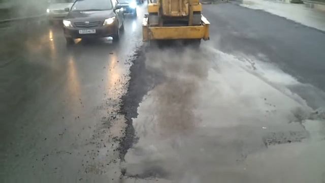 Нижний Тагил Асфальт в лужи №1 10 июня 2012 смотреть онлайн