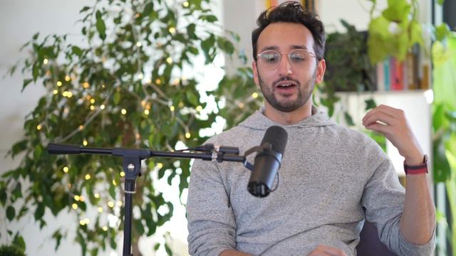 How I Grew To 1M YouTube Subscribers In Medical School - Kharma Medic