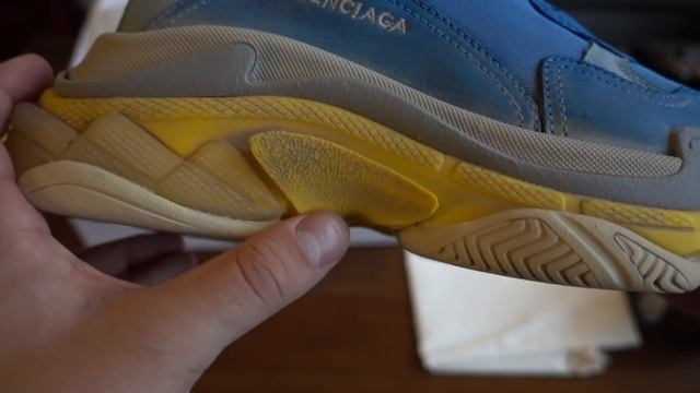 Watch This Before You Buy The Balenciaga Triple S! смотреть онлайн