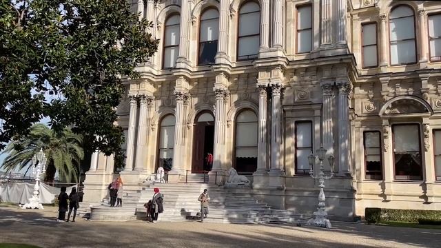 ПЯТЬ ЖЁН В ГАРЕМЕ И КОРОЛЕВА ФРАНЦИИ НА ОДНУ НОЧЬ.РЕДКИЕ СЪЁМКИ ВНУТРИ ПРОКЛЯТОГО ДВОРЦА НА БОСФОРЕ смотреть онлайн