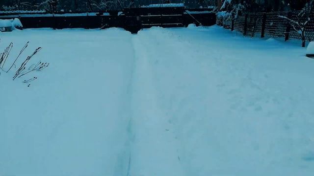 ЗИМА НА ДАЧЕ. СНЕГОПАД В ВЫХОДНЫЕ. смотреть онлайн