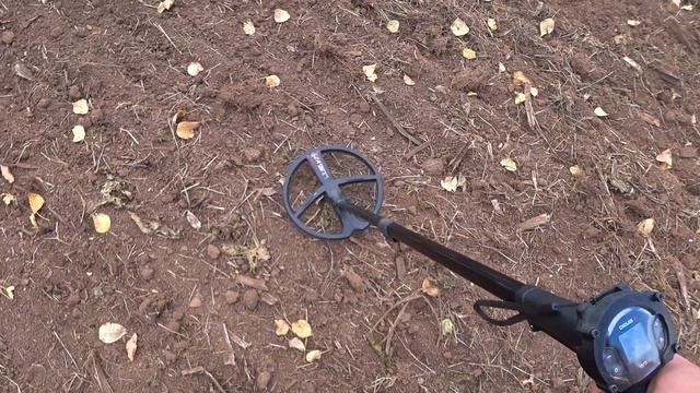 XP Deus 2 Ходим по пашне реальный коп монет