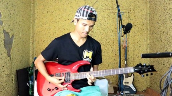 รีวิวกีต้าร์ไฟฟ้าClevan CX13