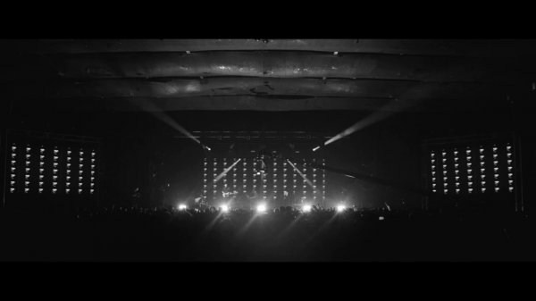 Therr Maitz - Harder (Live @ Ray Just Arena )