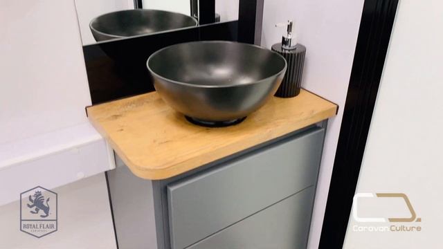 2021 Royal Flair Piazza 23’6 Caravan (CC6051) смотреть онлайн