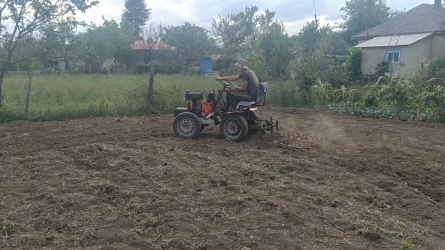 Мини трактор в работе смотреть онлайн