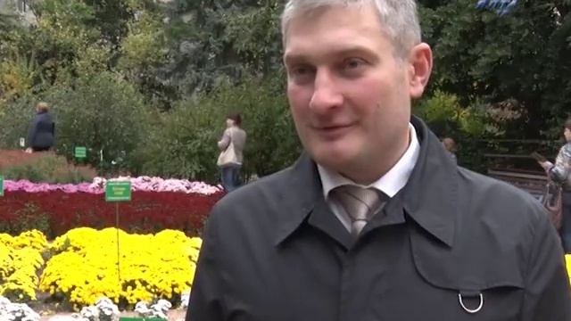 В Никите начался традиционный «Бал хризантем» 25 10 2017 смотреть онлайн