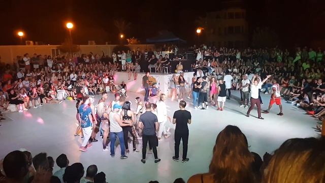 bachata lion jack & jill смотреть онлайн