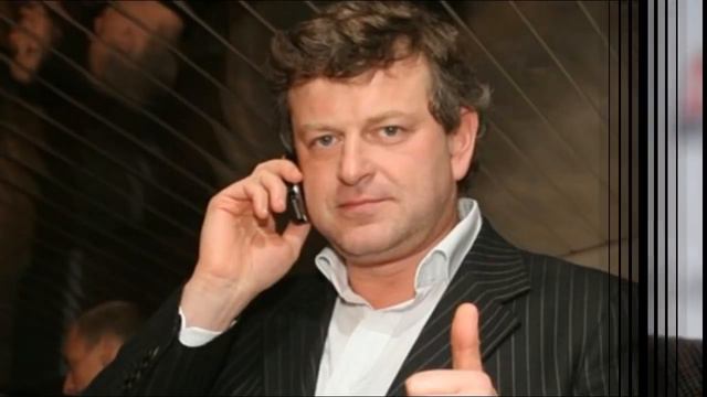 ХАБИБ РАЗБЕРЕТСЯ С ФЛОЙДОМ ЗА 30 СЕКУНД смотреть онлайн