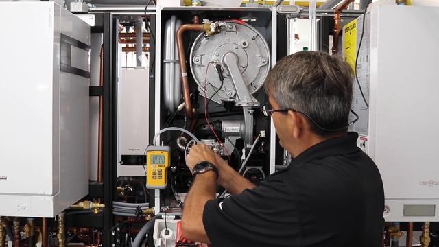 Troubleshooting - Demonstration - F4 Fault on the Vitodens 100 B1HA/B1KA смотреть онлайн