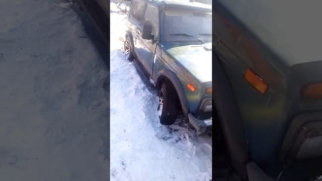 Снегоход Буран ,начало выезда на природу!