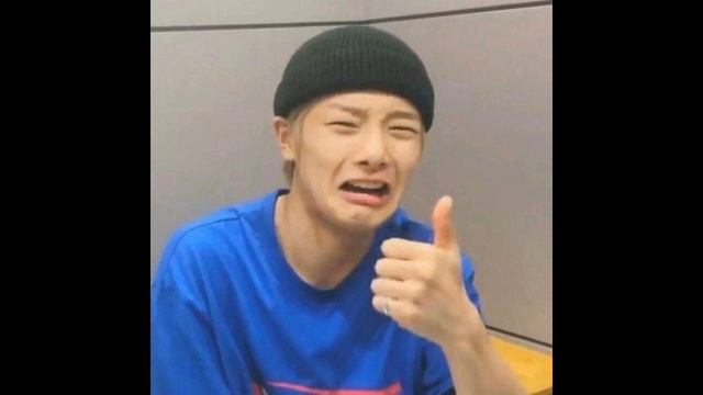 "Узнаём будущее Бан чана!" #straykids смотреть онлайн