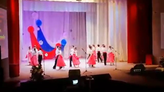 Чувашский танец. Ансабль. Повторение смотреть онлайн