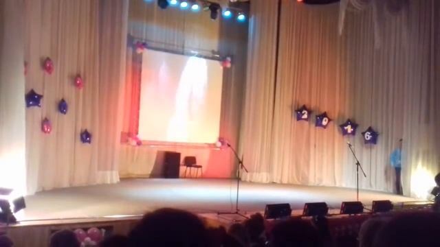 Интернациональный танец. Выпускной 2016 г. ЛУВК "Интеллект", Луганск. смотреть онлайн