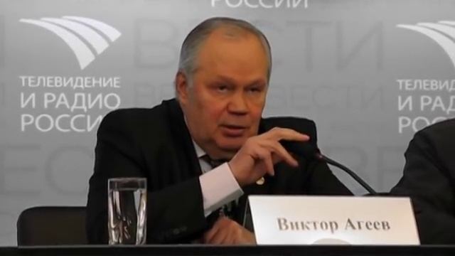 Рой Джонс и Виктор Петрович Агеев смотреть онлайн