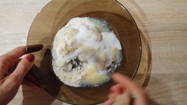 Вкусный яблочный штрудель из слоеного теста смотреть онлайн