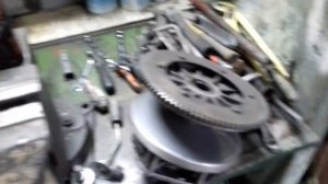 Снегоход Тайга. Капитальный ремонт двигателя. Снимаем вариатор.