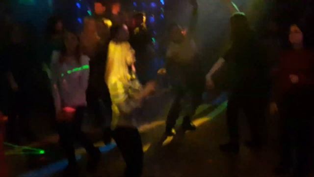 Артур Ефремов - Тый декет толам. Морко район, клуб Атмосфера. 23 февраль 2018 ий. смотреть онлайн