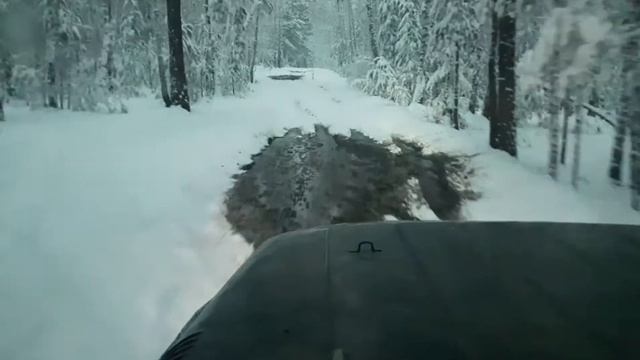 УАЗ.первый снег в тайге.Красноярск. смотреть онлайн