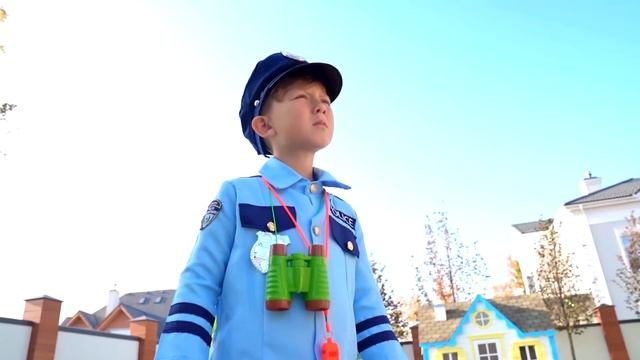 Новая серия про Полицейского и Воришку