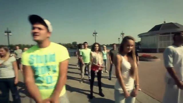 День Ч. Денис Силантьев и чемпионы! Оболонь. Зарядка! смотреть онлайн