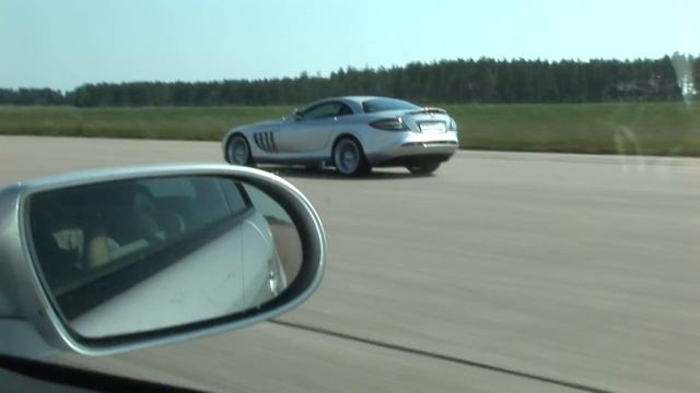 McLaren Mercedes SLR vs Mercedes SL65 AMG vs bird смотреть онлайн