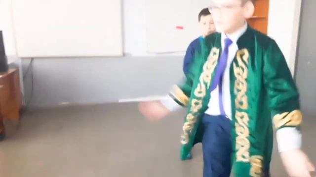 Kazakh Dance of my Kazakh students|| Sayaw sa Kazakhstan|казахский танец, культурный, традиционный смотреть онлайн