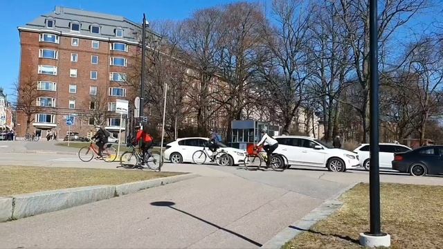 Helsinki. Kaivopuisto. Spring 2019 смотреть онлайн