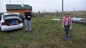 Обвязка свай брусом 150х150. Каркасная бытовка 6 на 3 на винтовых сваях. Часть 1.