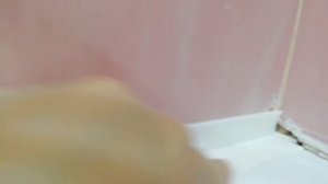 Как наклеить бордюрную ленту в ванной. Ремонт ванной. Своими руками.