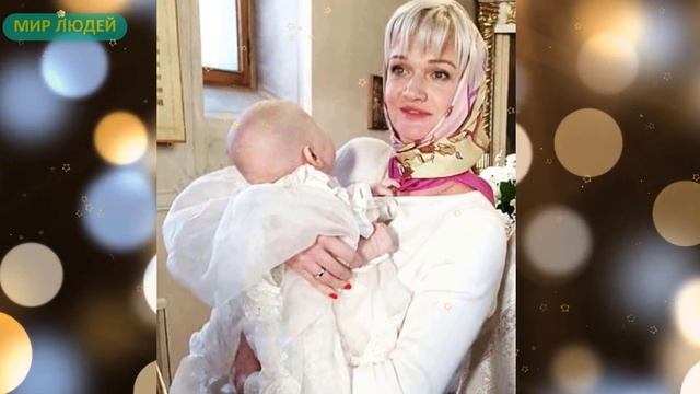 Гимнастка Светлана Хоркина впервые показала годовалого сына от 64-летнего генерала смотреть онлайн